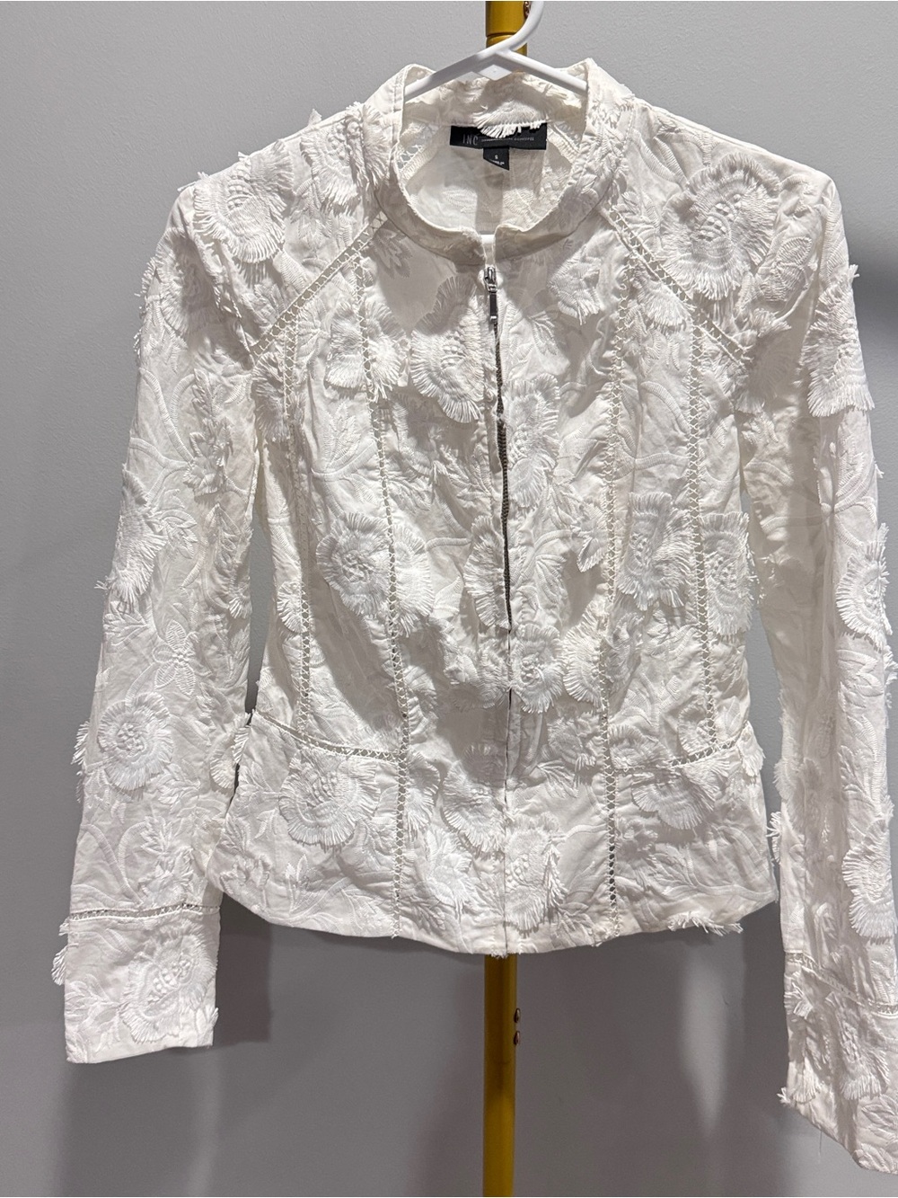 NWOT INC International Concepts White Floral Embroidered Zip-Front Jacket S
